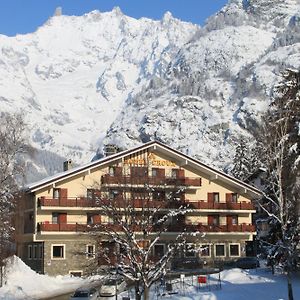 Hotel Croux